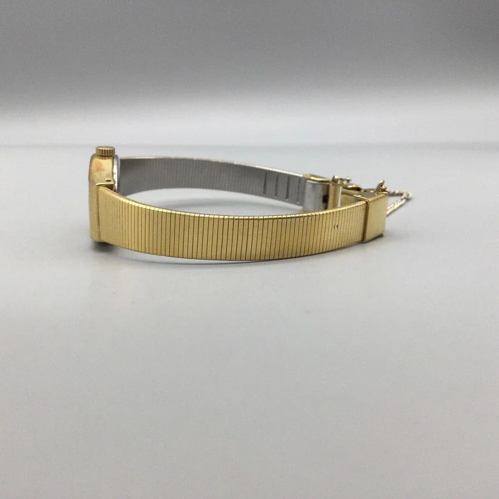 Pulsar Womens Watch 16mm Oval Gold Tone Bracelet Dress V232-5960 New Battery 6